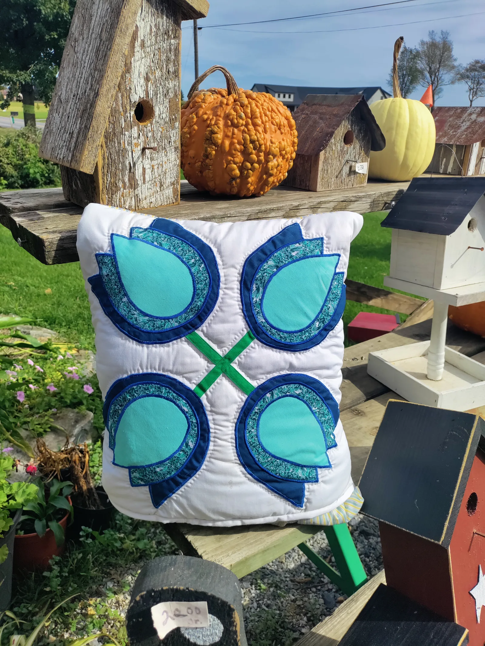 Quillows : Pennsylvania Dutch Hand-Made Pillow & Quilt, Direct from Amish Family. Save 20-40% vs. Stores